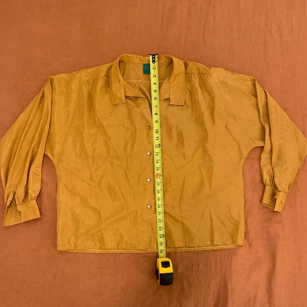 Vintage Reine Seide Gold Button Blouse, Size 42 - Picture 4 of 10